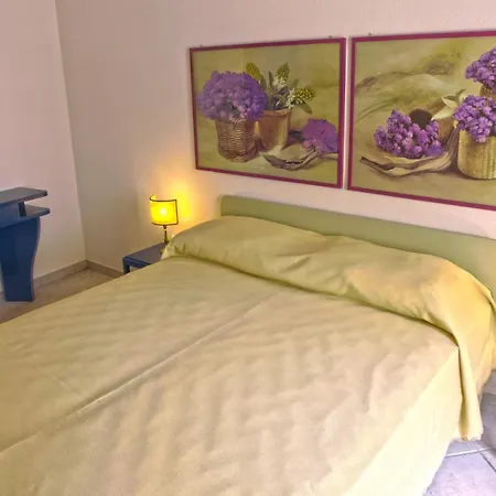 Casa Del Carrubo Holiday home *