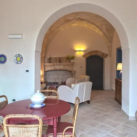 Casa Del Carrubo Gagliano del Capo