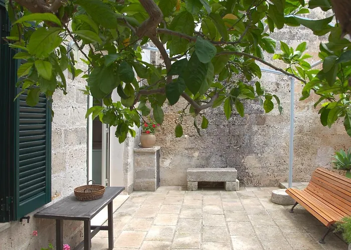 Casa Del Carrubo * Gagliano del Capo